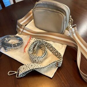 Pom Pom London Mayfair bag with 3 straps and a mini Pom Pom keyring.